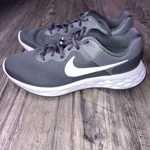 NIKE Men’s Sz 9 M Revolution 6 Next Nature Road Running Shoe Iron Grey/White NEW
